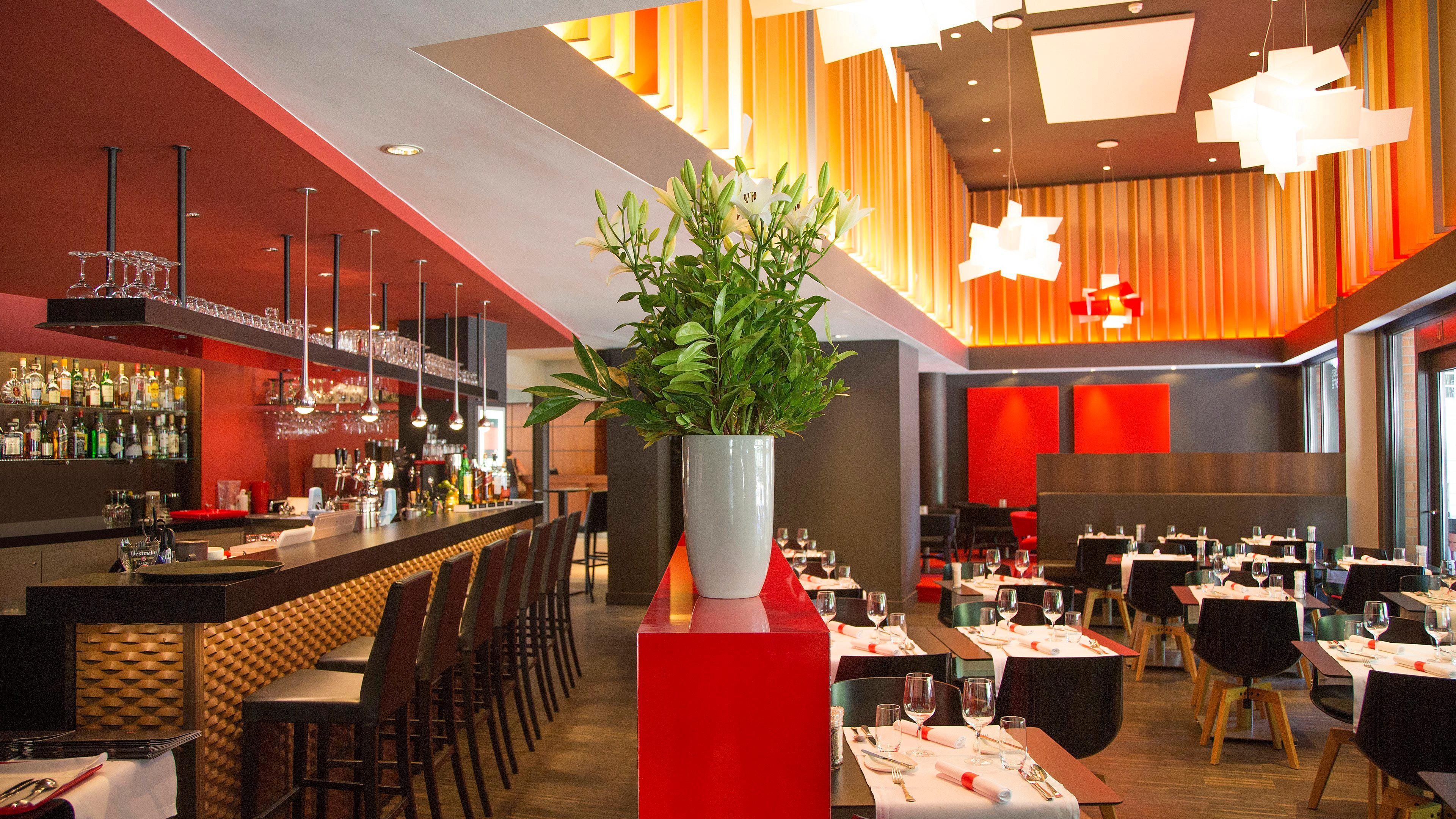 Crowne Plaza Hotel Brugge By Ihg Bagian luar foto
