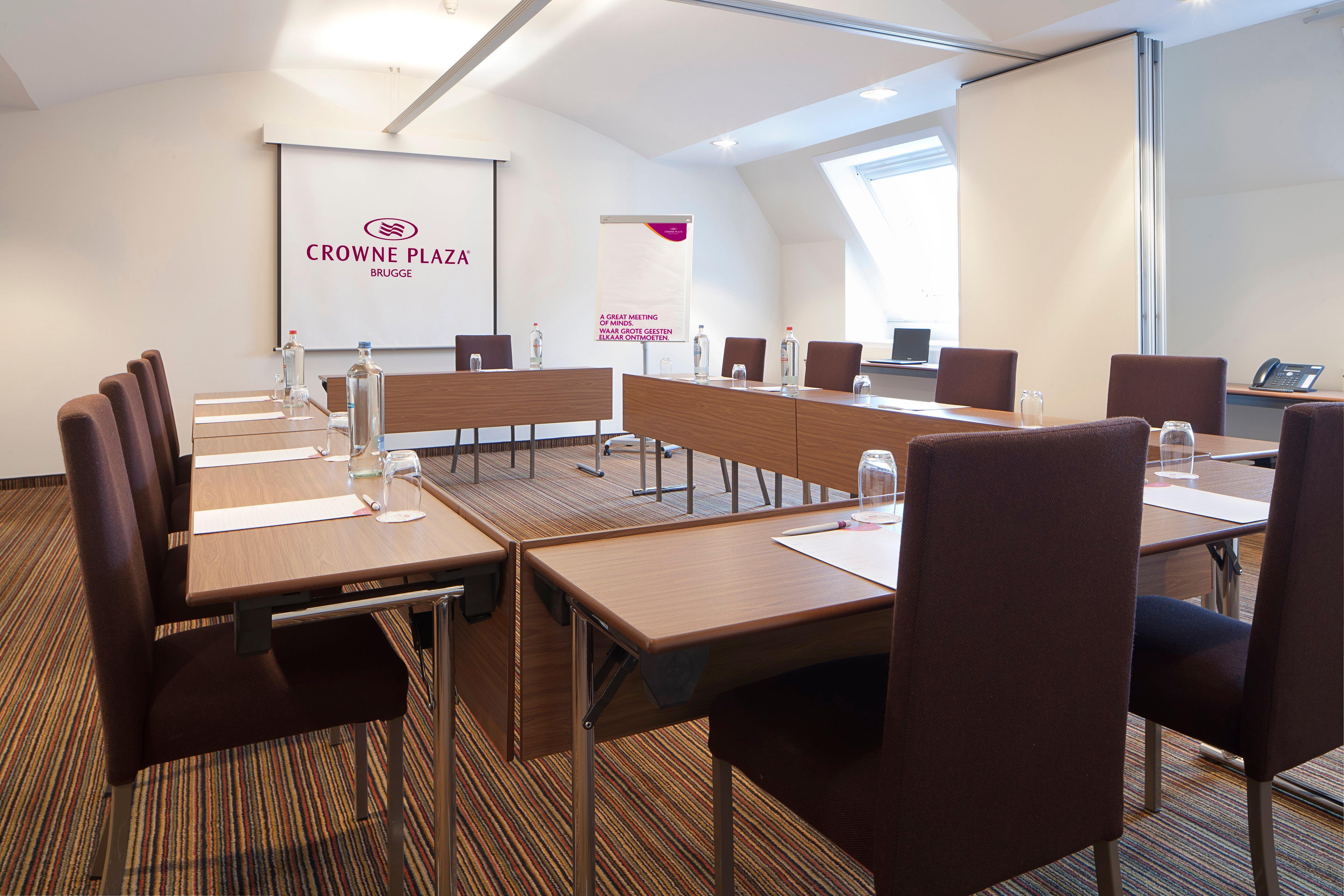 Crowne Plaza Hotel Brugge By Ihg Bagian luar foto