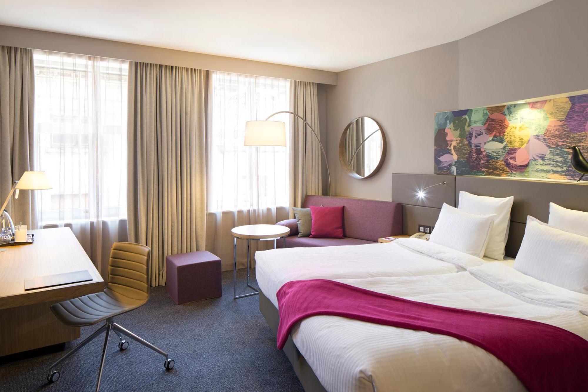 Crowne Plaza Hotel Brugge By Ihg Bagian luar foto